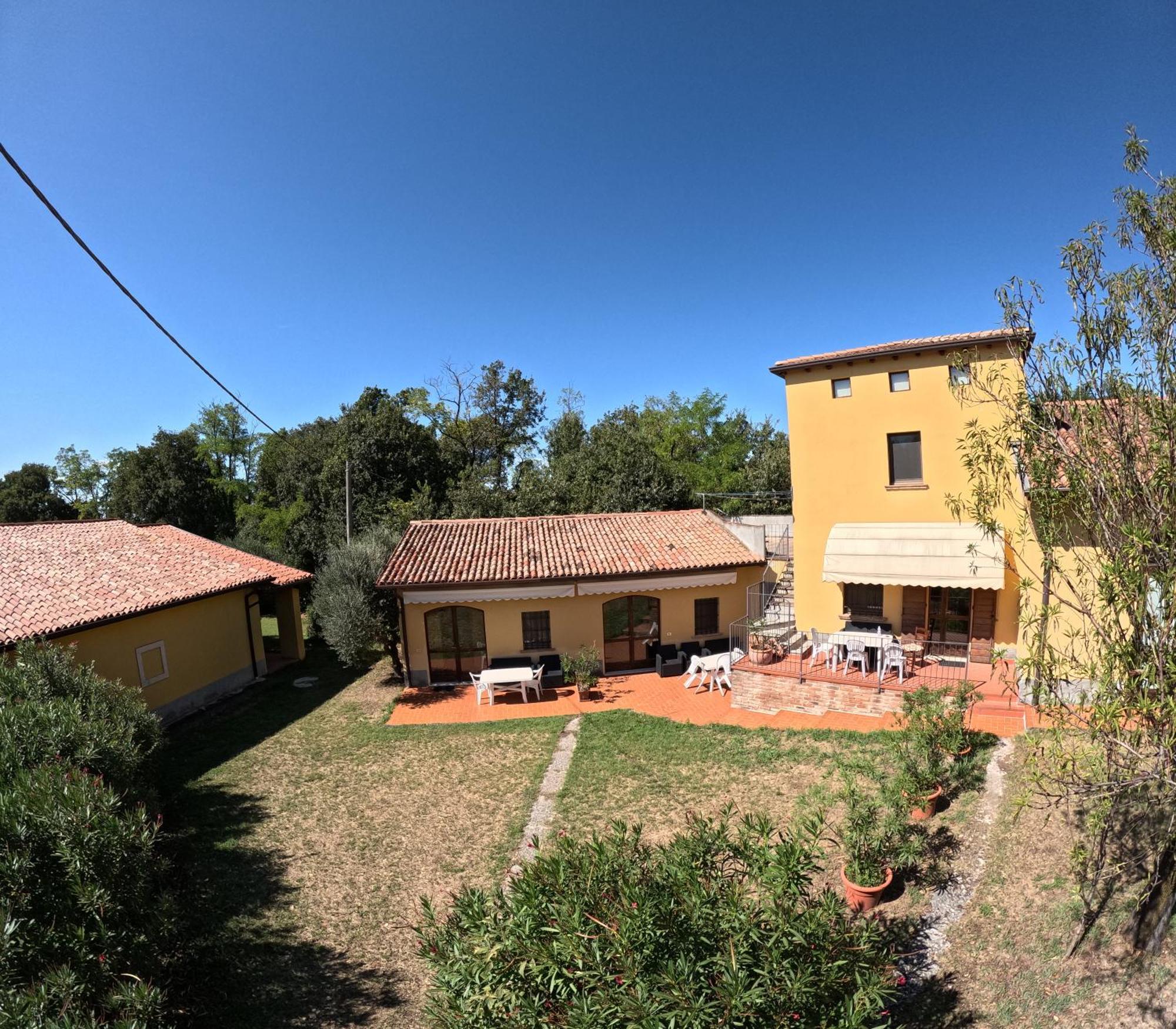 Agriturismo Gardenali Volta Mantovana Bagian luar foto