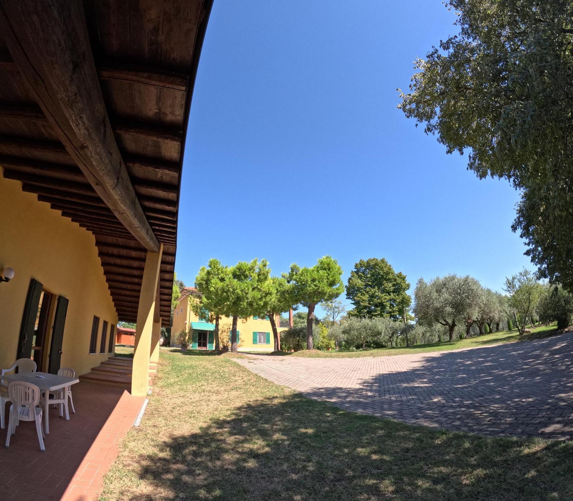 Agriturismo Gardenali Volta Mantovana Bagian luar foto