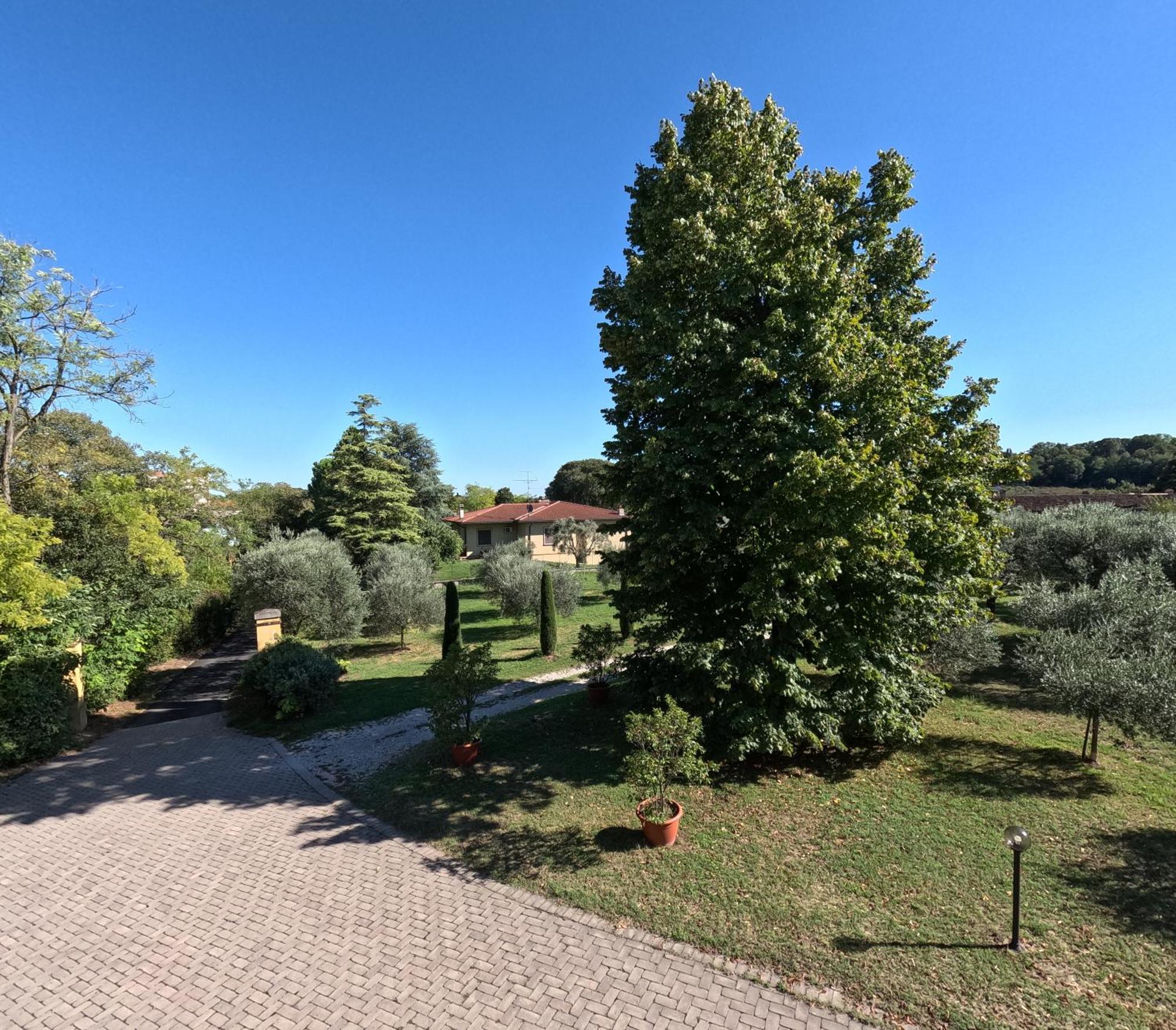 Agriturismo Gardenali Volta Mantovana Bagian luar foto