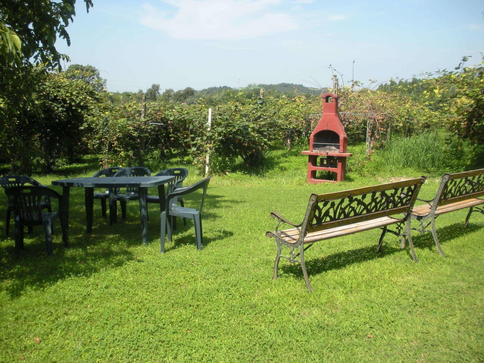 Agriturismo Gardenali Volta Mantovana Bagian luar foto